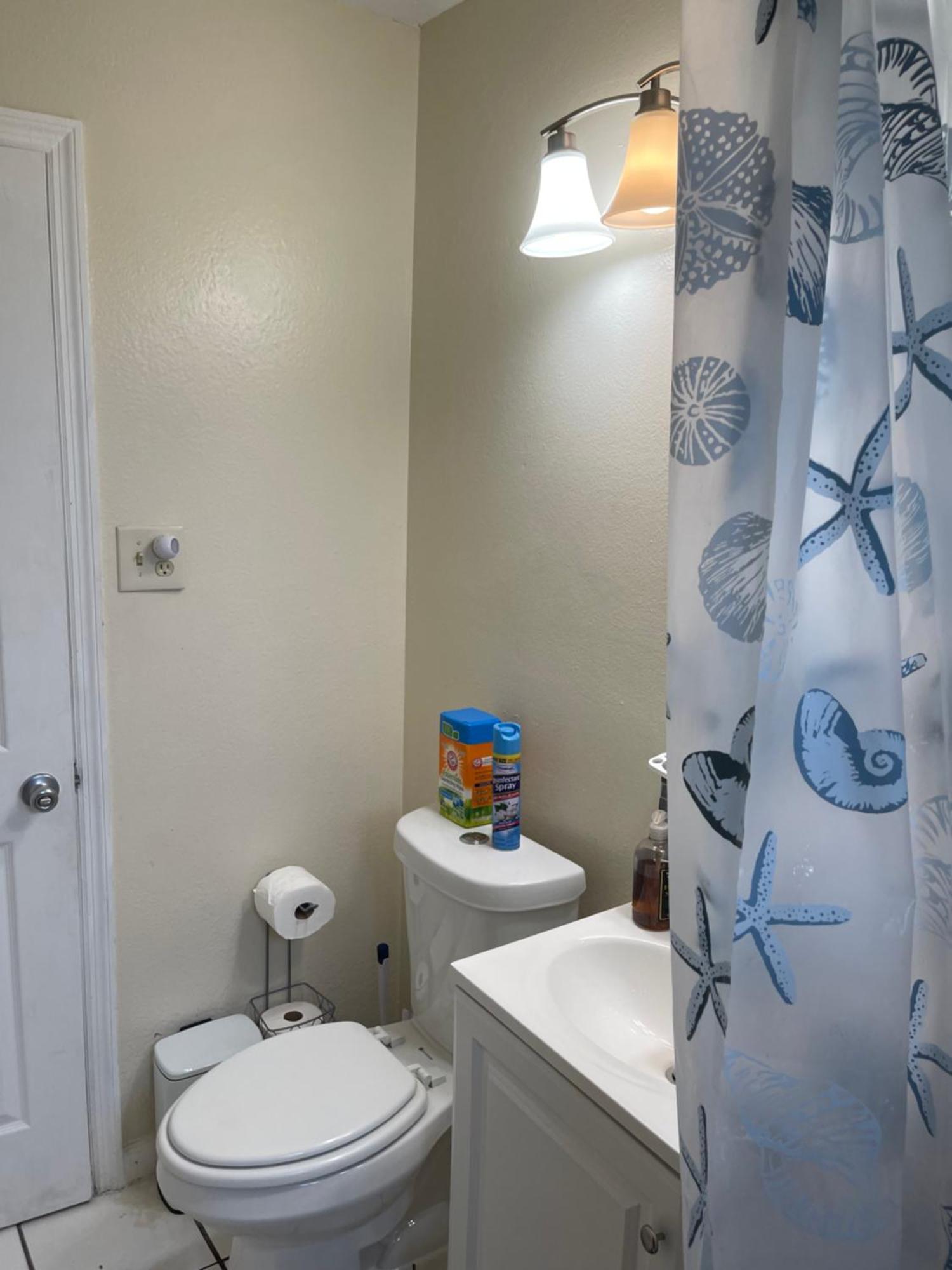 Private Queen Bedroom C Shared Common Spaces Fort Pierce Ngoại thất bức ảnh